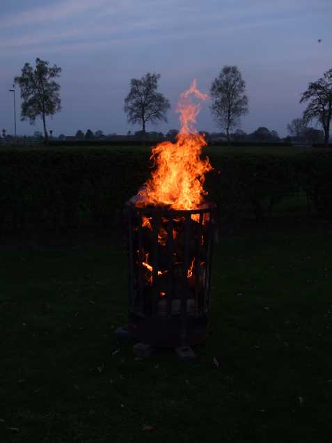 osterfeuer09_2.jpg